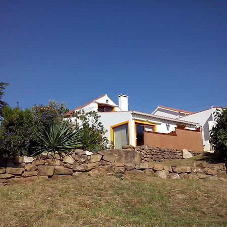 Quinta Do Bom Vento Guest House Obidos Bagian luar foto