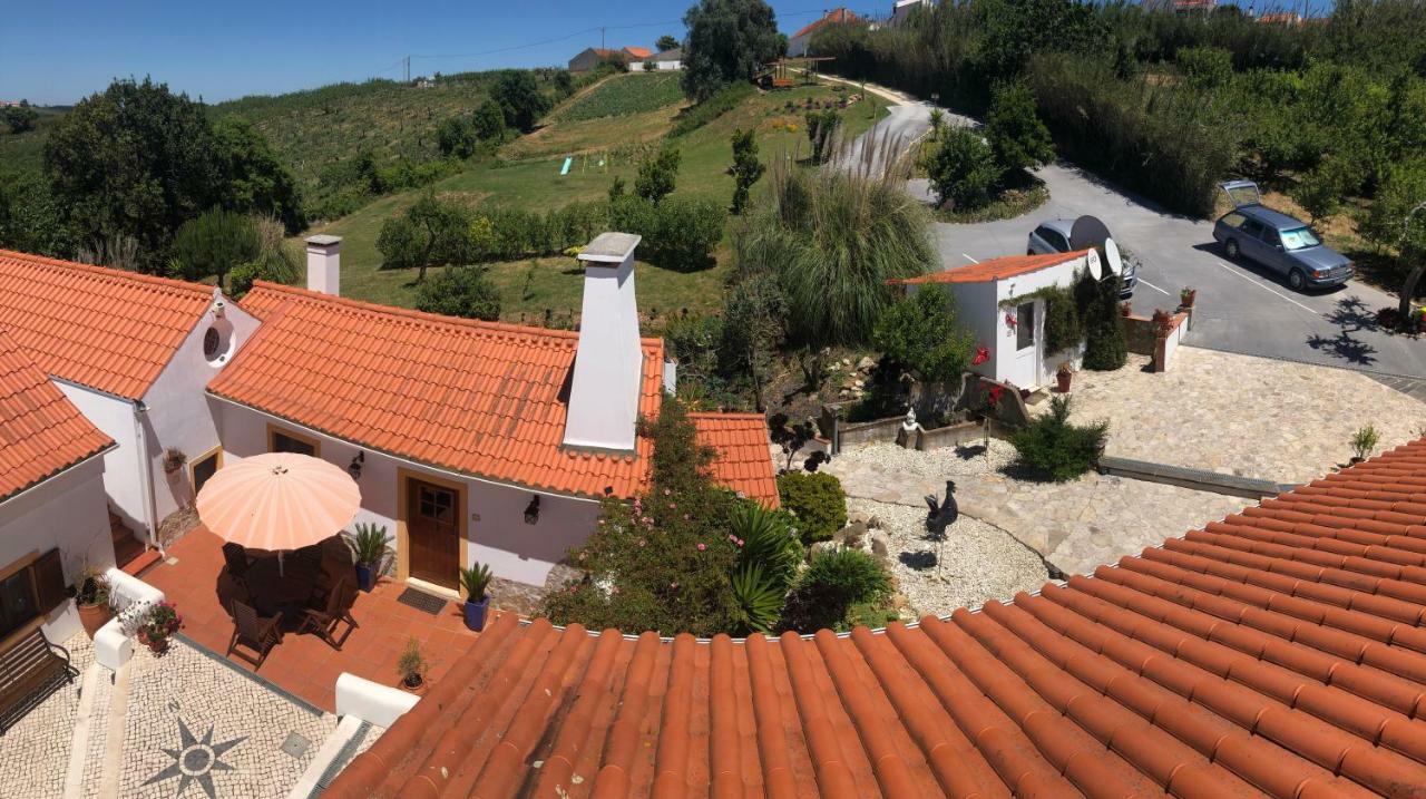 Quinta Do Bom Vento Guest House Obidos Bagian luar foto